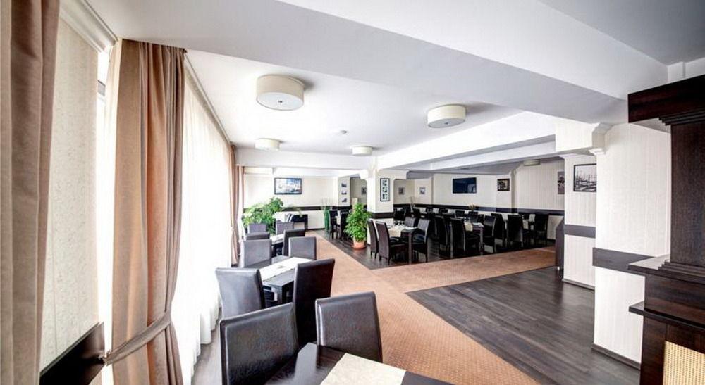 Hotel Pascu บูคาเรสต์ ภายนอก รูปภาพ